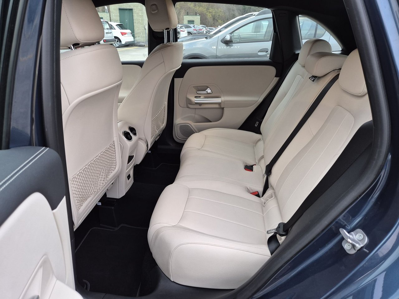 B 180 Progressive Advanced auto - Certified