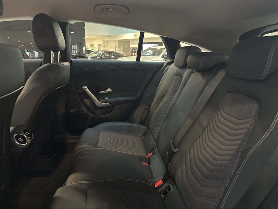 CLA Shooting Brake 180 d Sport auto - Certified