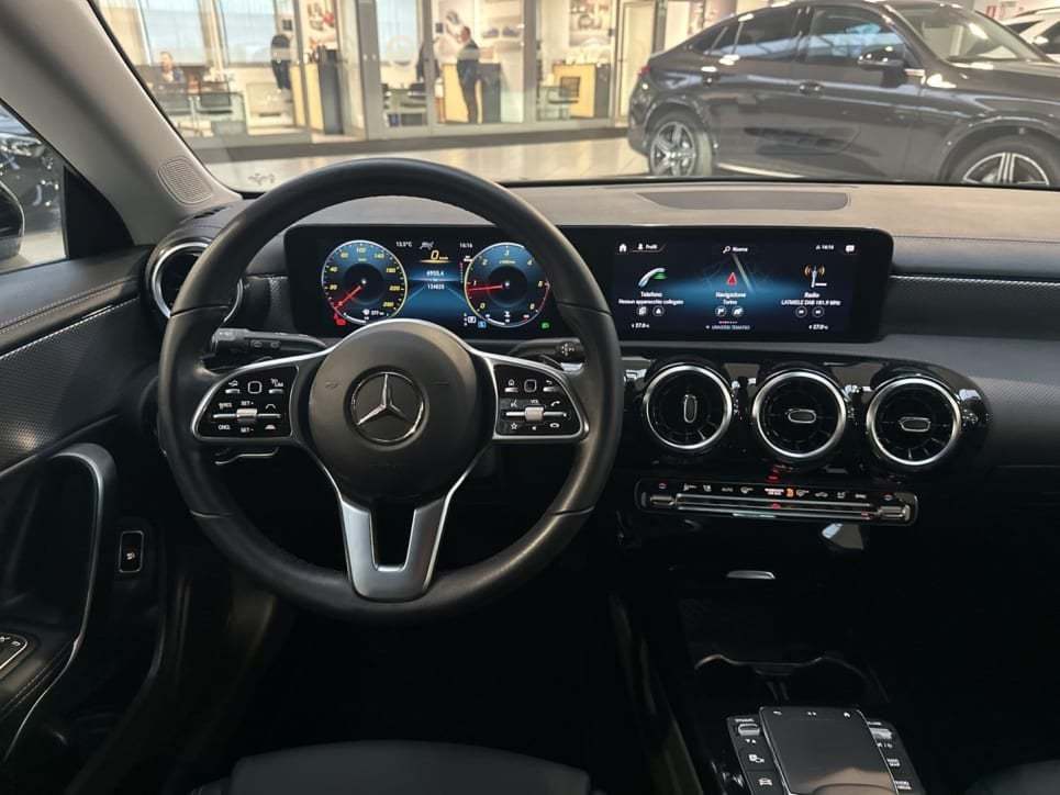 CLA Shooting Brake 180 d Sport auto - Certified