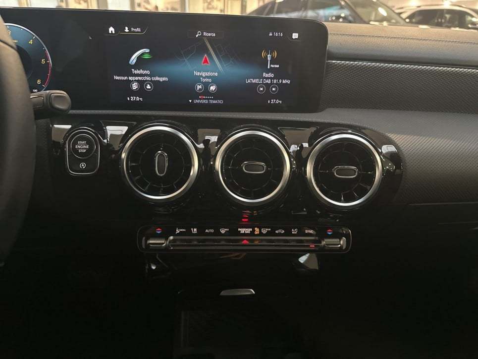 CLA Shooting Brake 180 d Sport auto - Certified