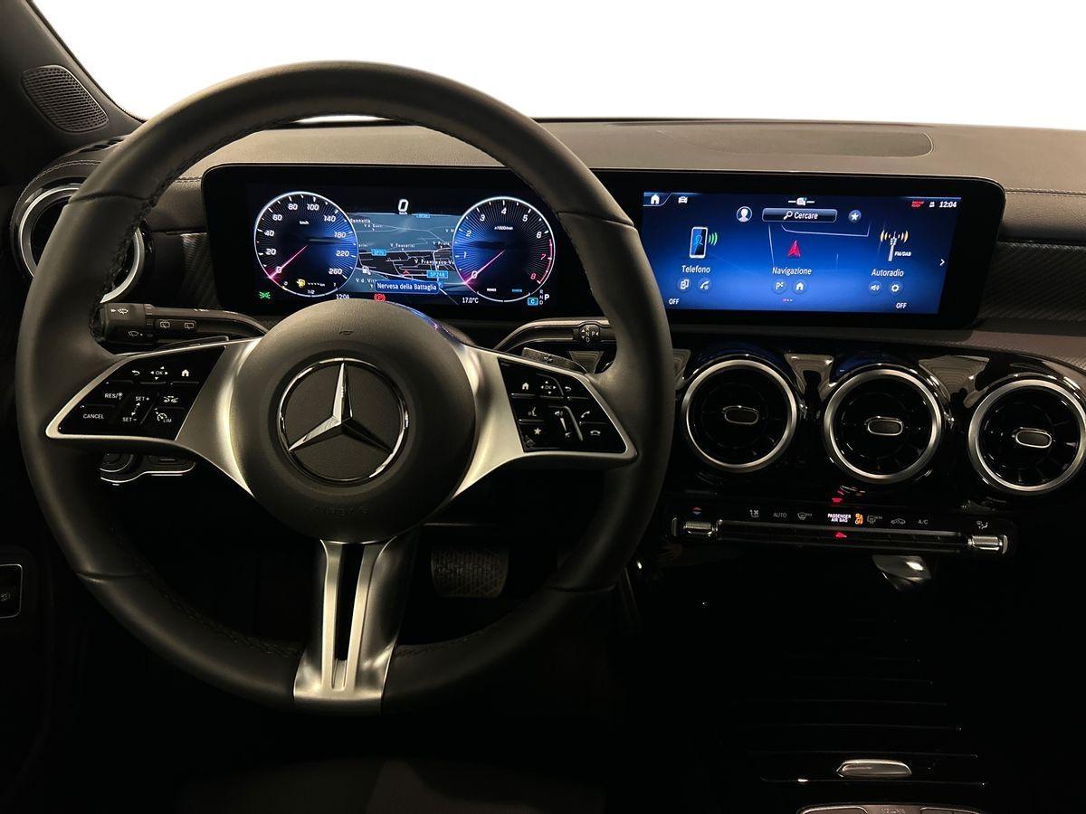 CLA Shooting Brake 180 Progressive Advanced auto - Certified