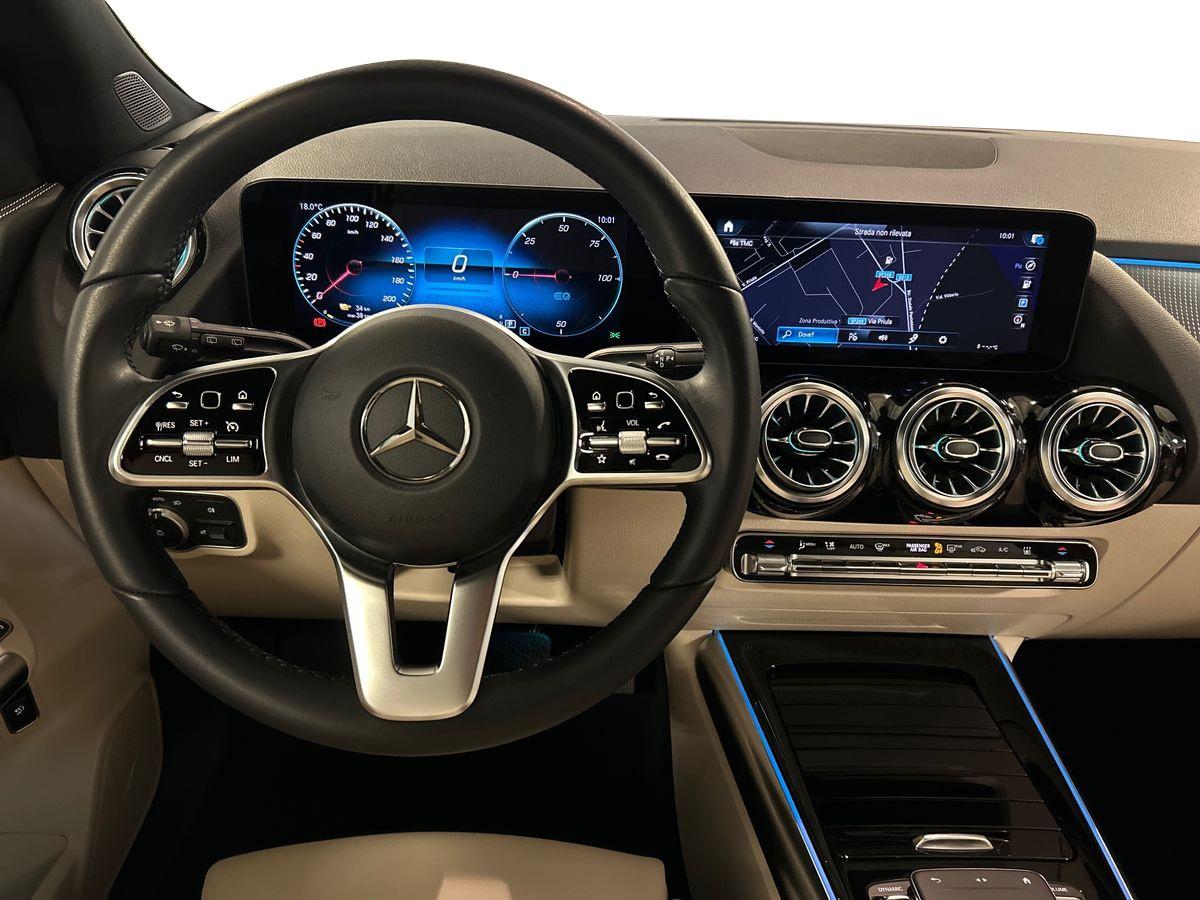 EQA 300 Sport Plus 4matic - Certified