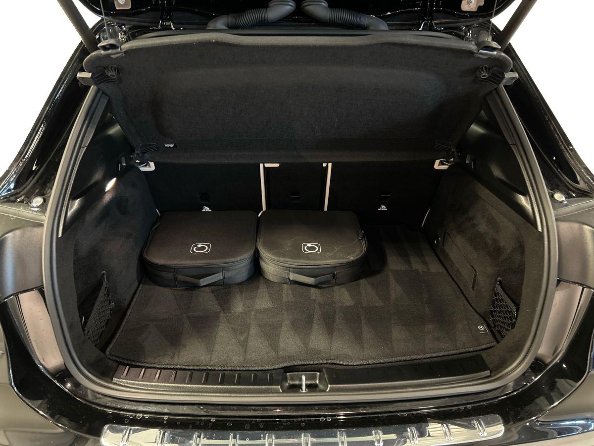 EQA 300 Sport Plus 4matic - Certified