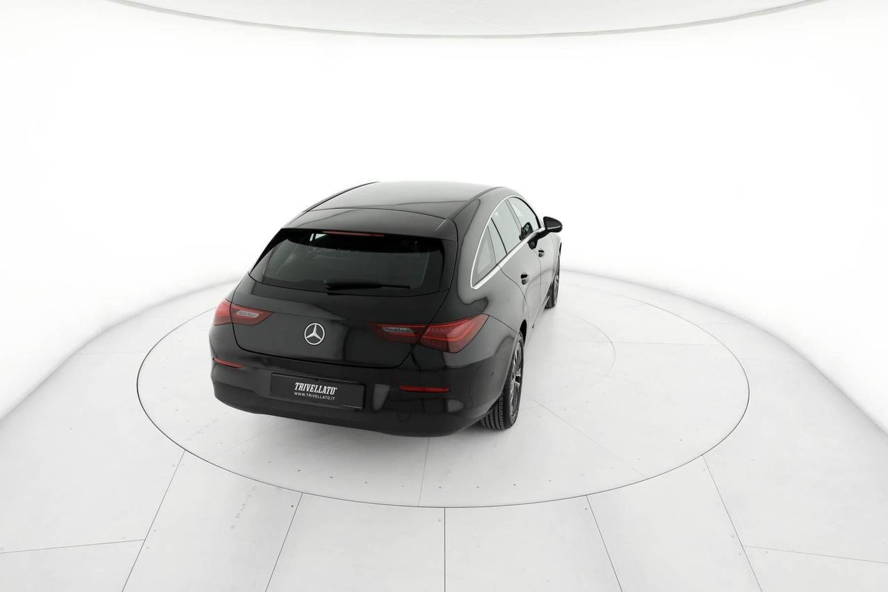 CLA Shooting Brake 180 d Advanced auto - Certified