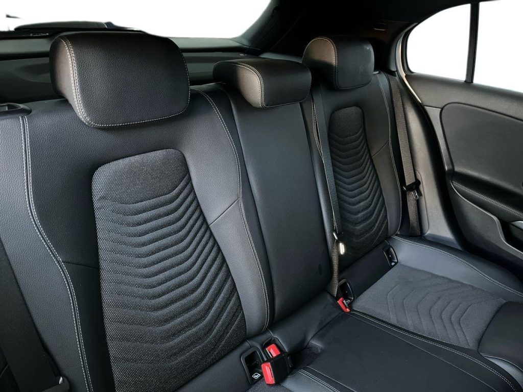 A 250 e phev Progressive Advanced auto - Certified