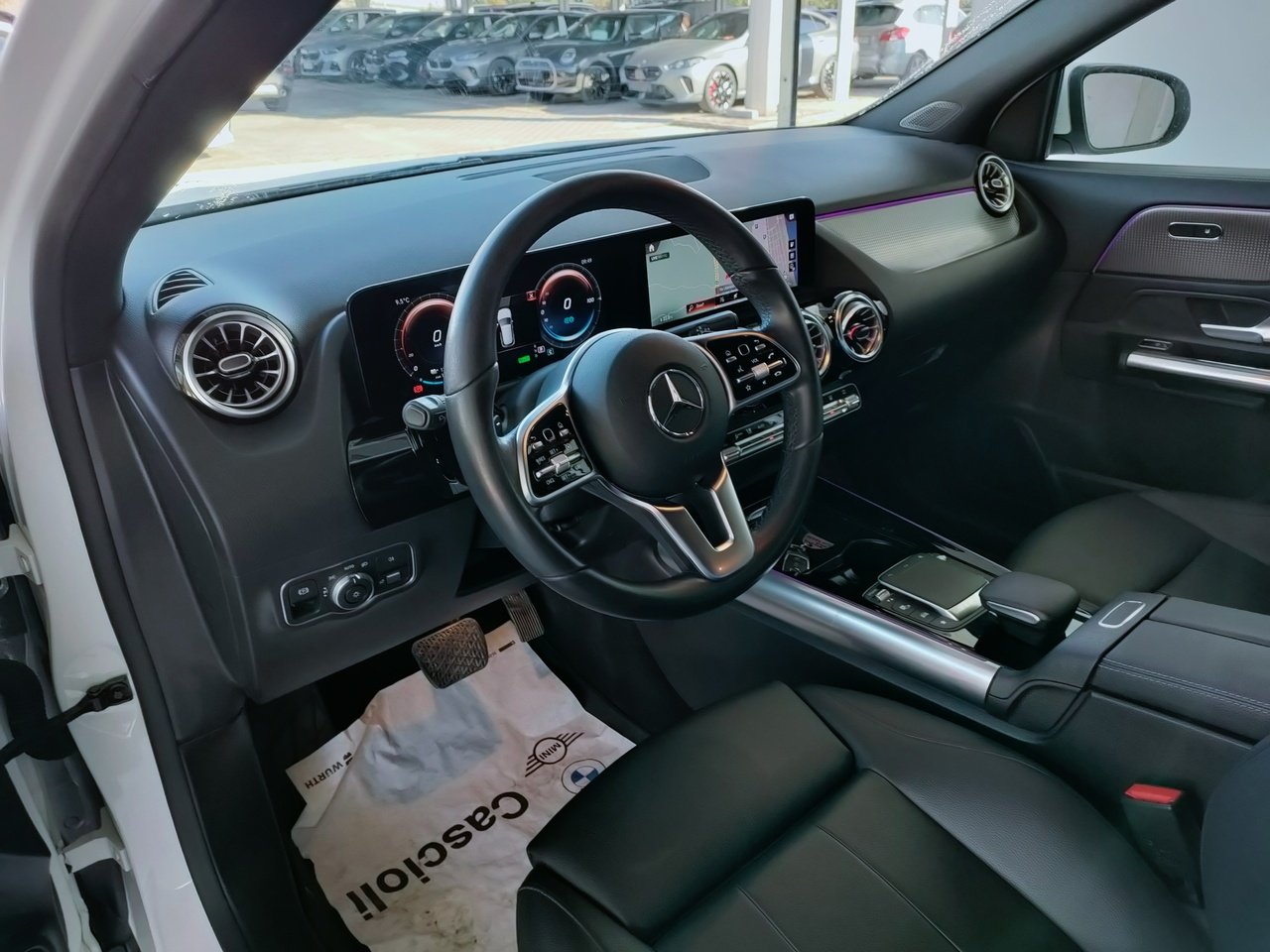 EQA 300 Sport Plus 4matic - Certified