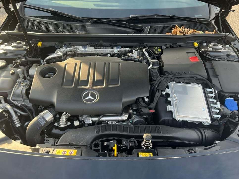 CLA Shooting Brake 200 d AMG Line Advanced Plus au - Certified