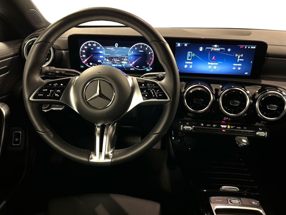 CLA Shooting Brake 180 Progressive Advanced auto - Certified