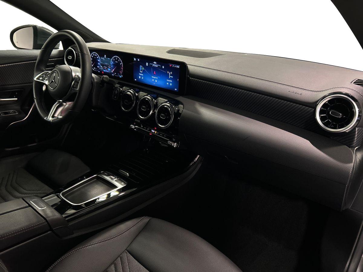 CLA Shooting Brake 180 Progressive Advanced auto - Certified