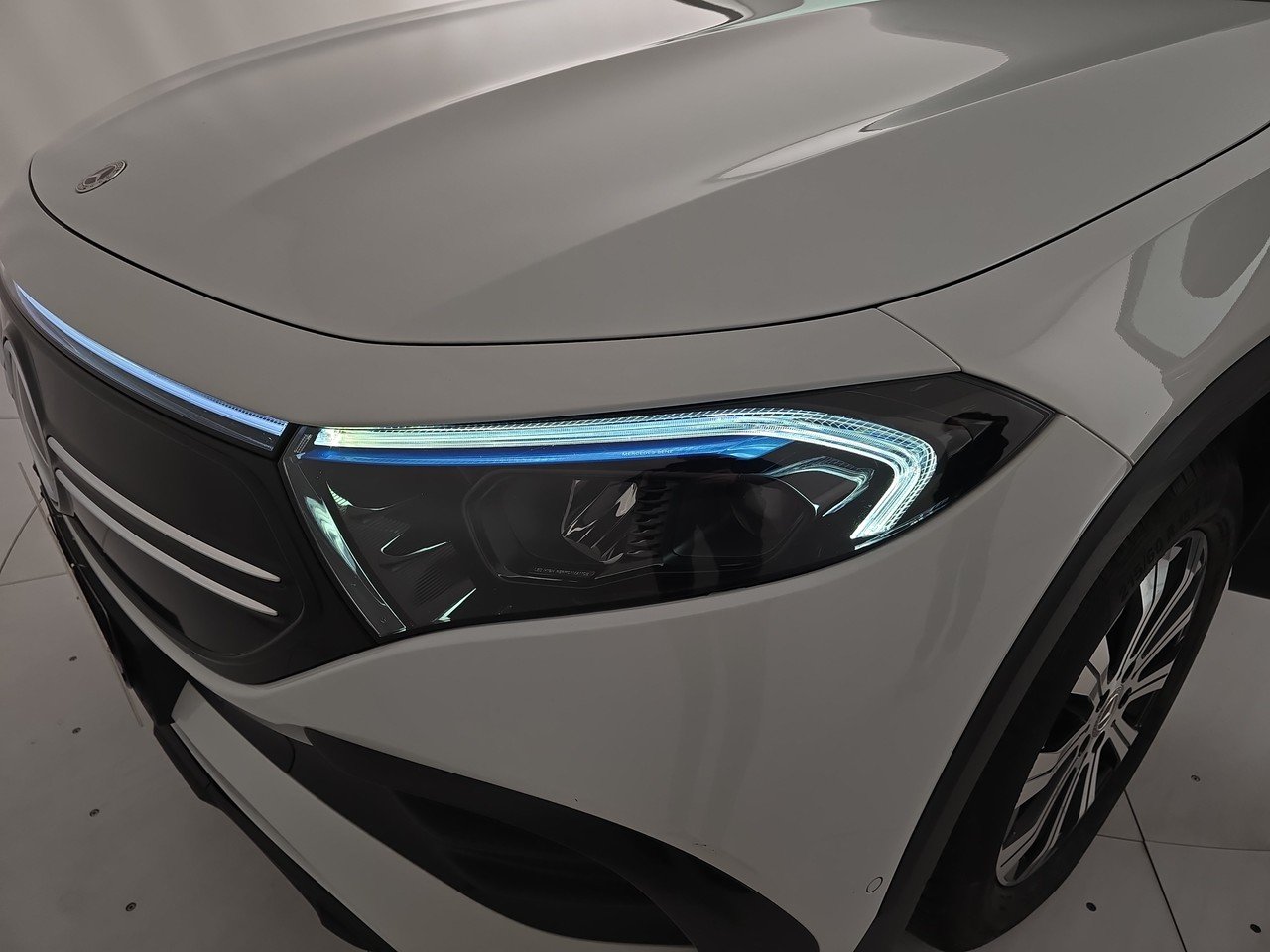 EQB 250+ Premium Plus - Certified