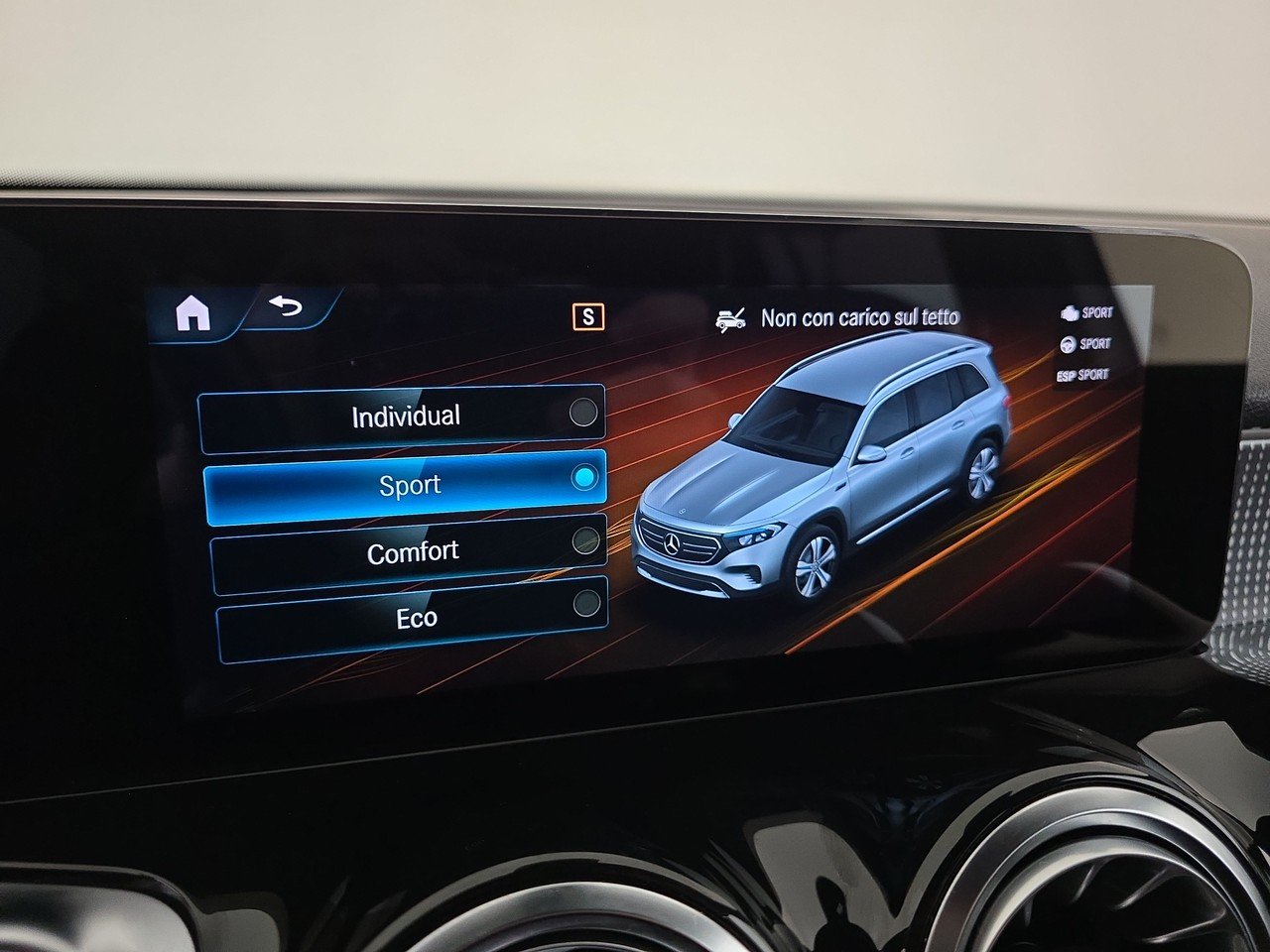 EQB 300 Sport 4matic - Certified