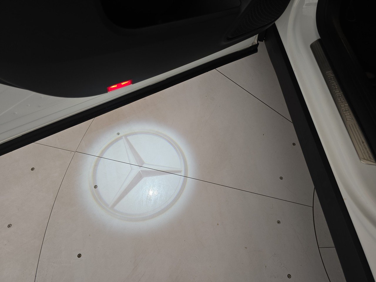 EQB 300 Sport 4matic - Certified