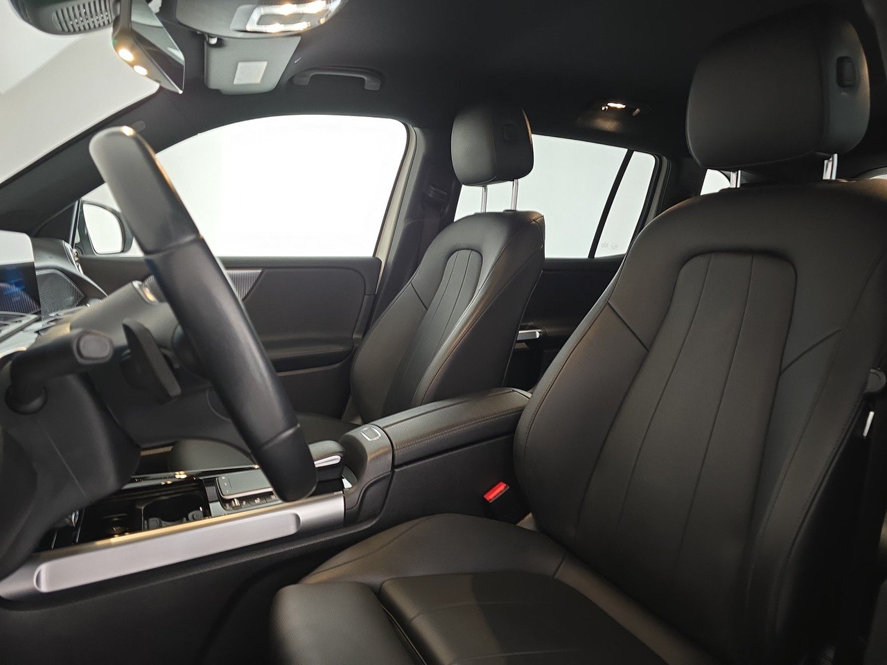 EQB 300 Sport 4matic - Certified