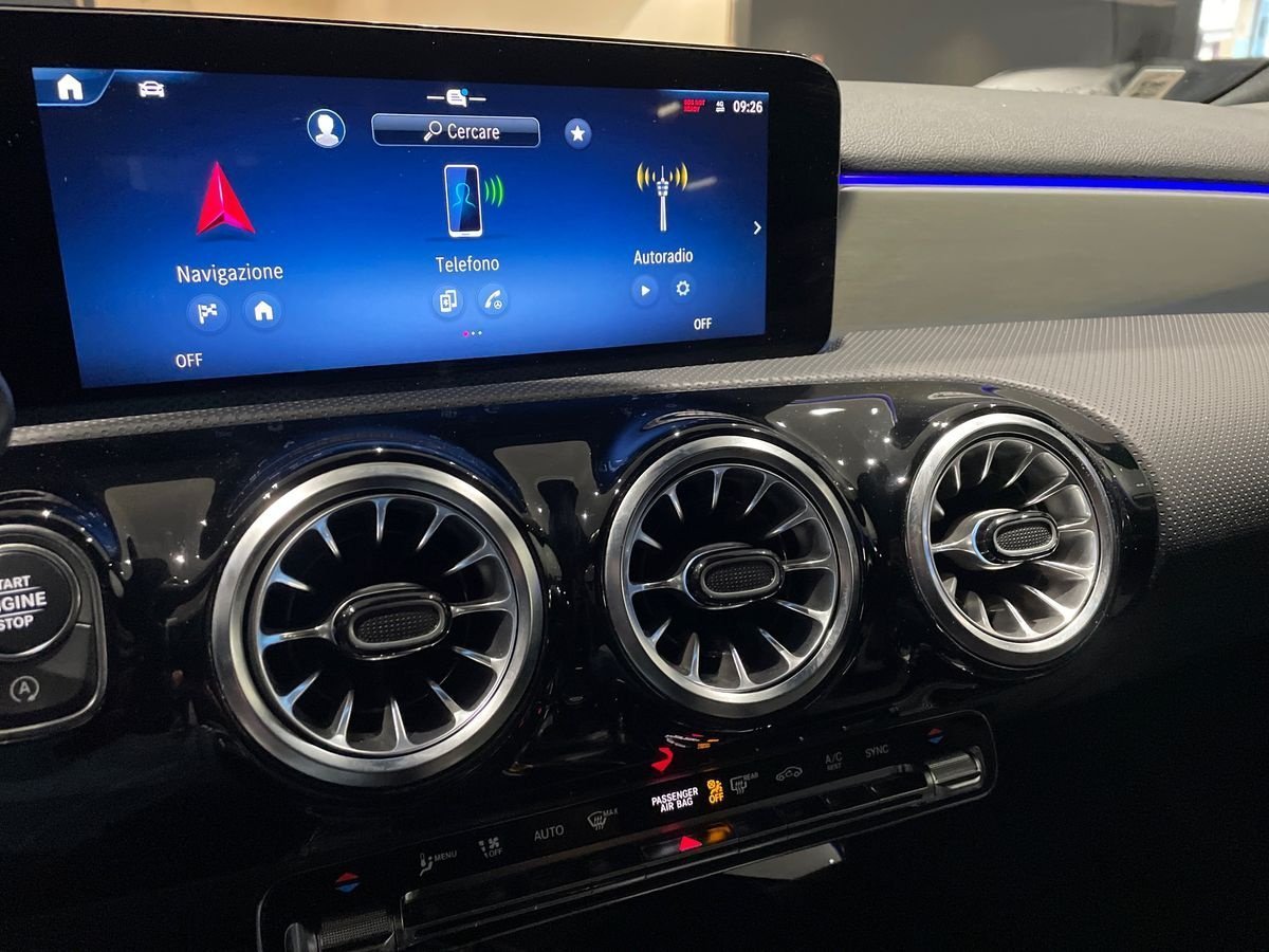 A 180 d AMG Line Premium auto - Certified