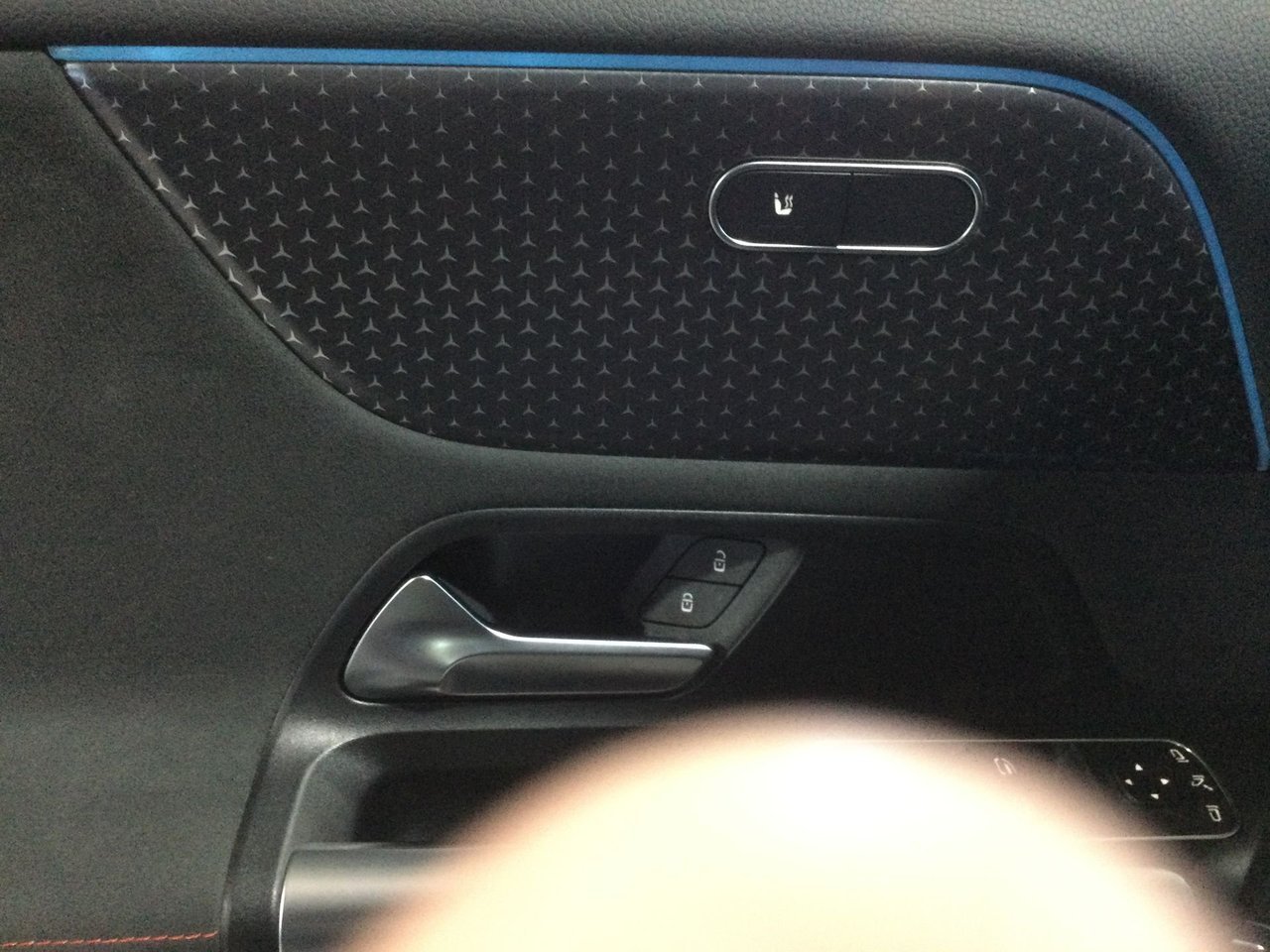 EQA 250+ AMG Line Advanced - Certified