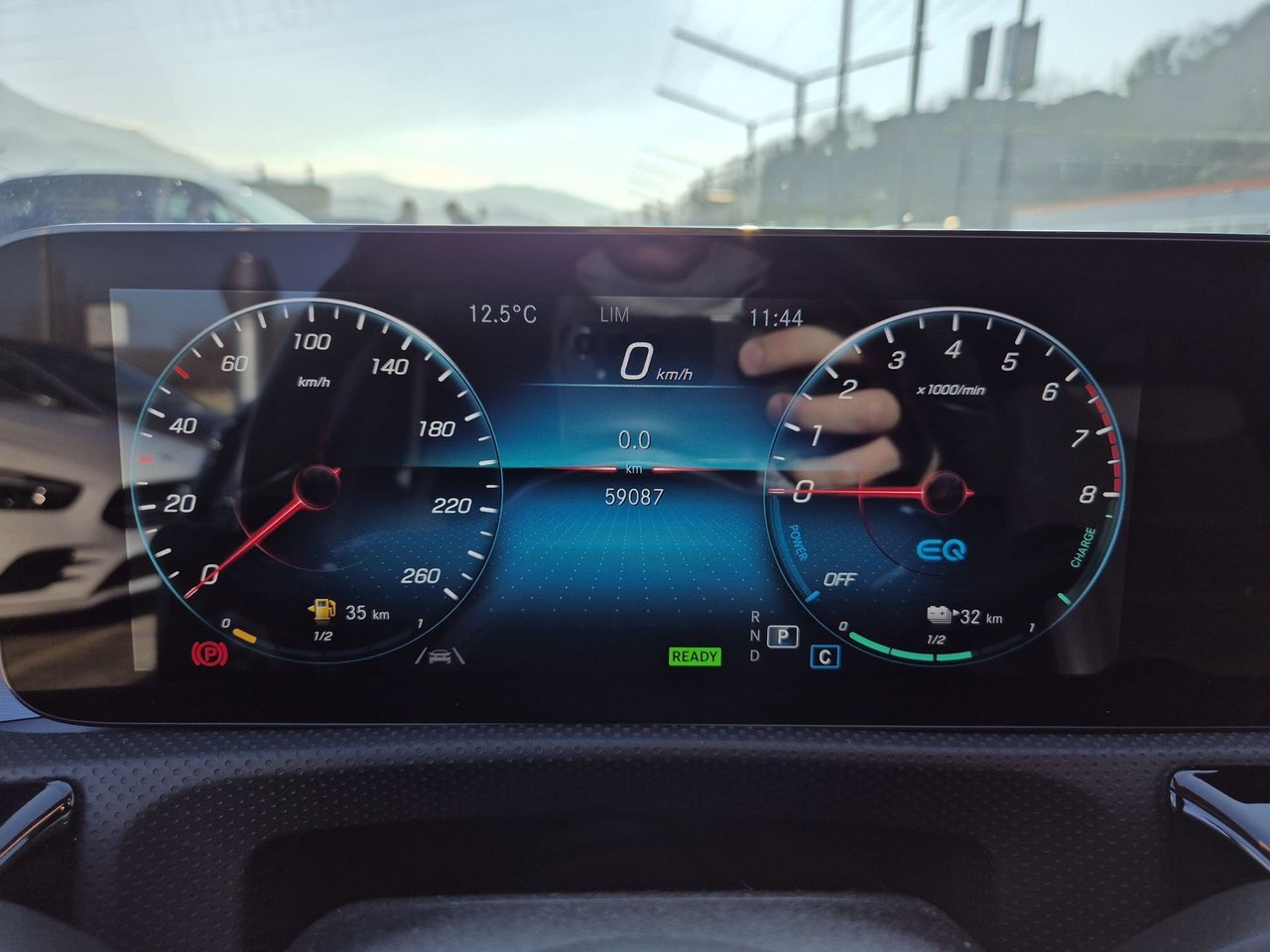 A 250 e phev (eq-power) Premium auto - Certified