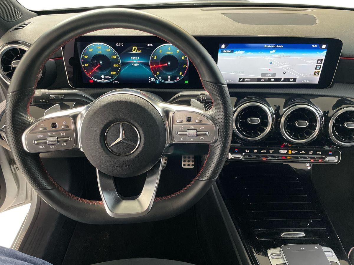 A 180 Premium auto - Certified