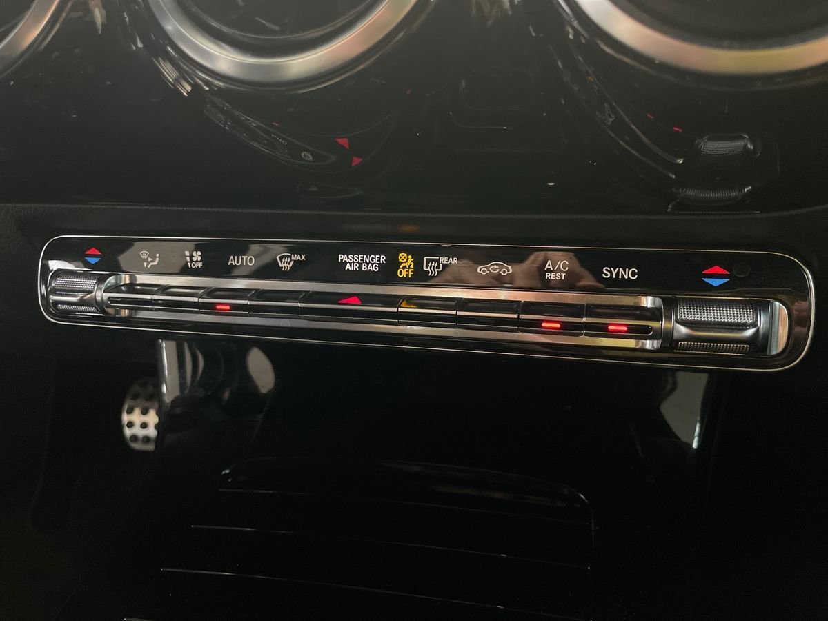 A 180 Premium auto - Certified