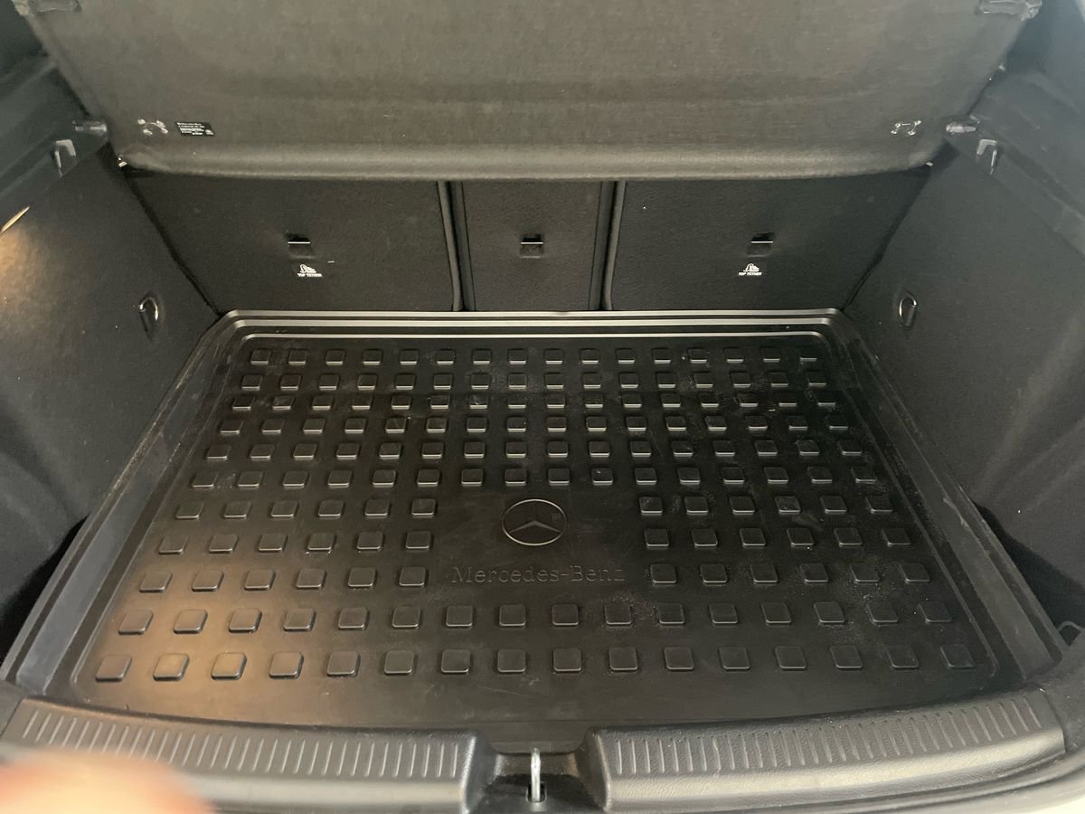 A 180 Premium auto - Certified