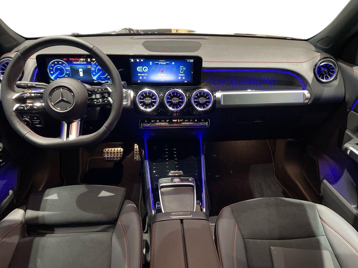 EQB 250+ AMG Line Advanced - Certified