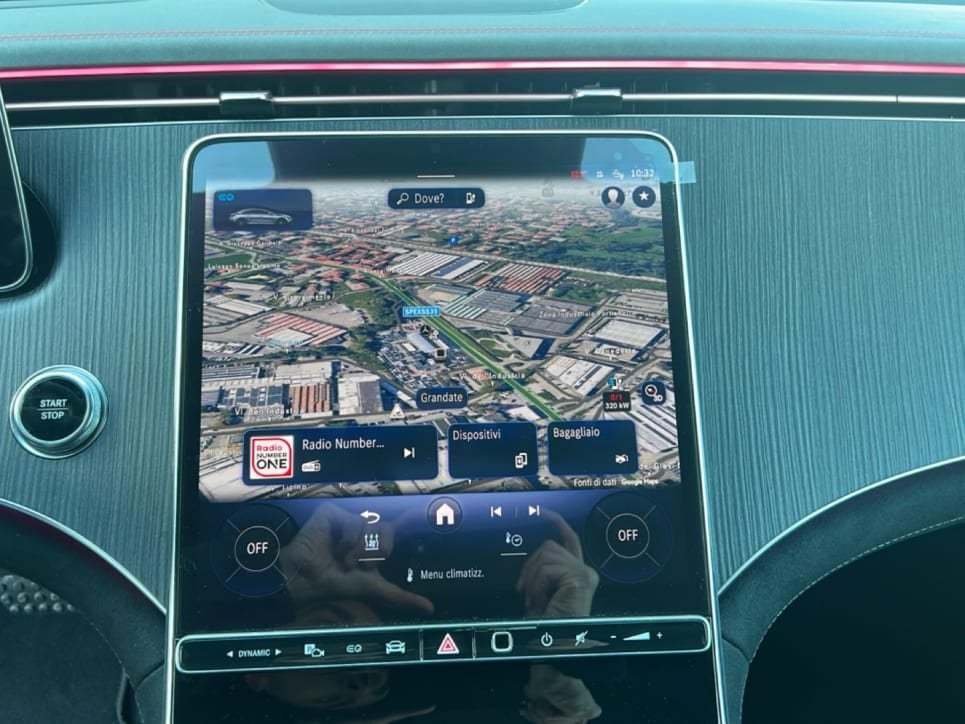 EQE 300 Premium Plus - Certified