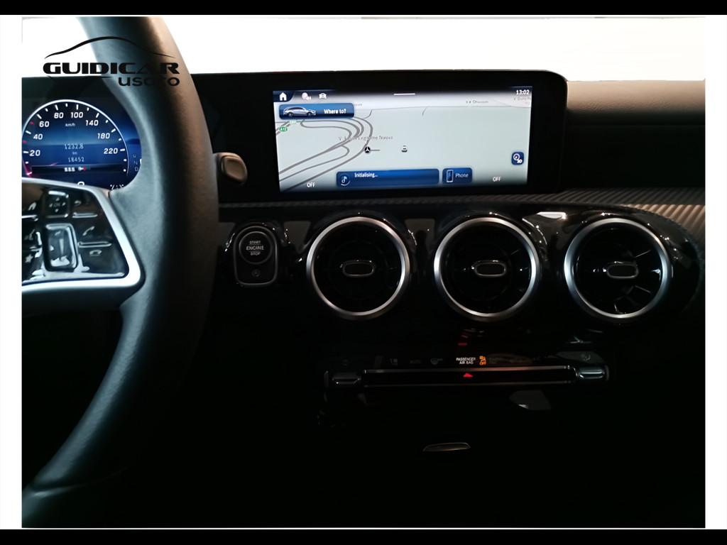 CLA Shooting Brake 180 d Advanced auto - Certified