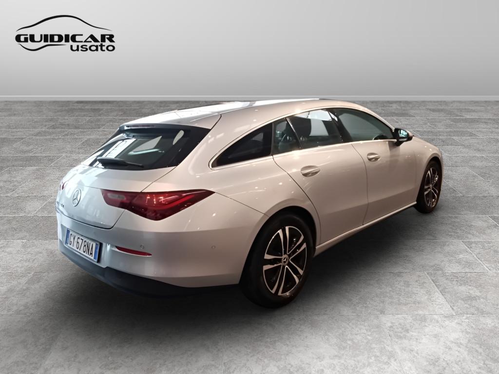 CLA Shooting Brake 180 d Advanced auto - Certified