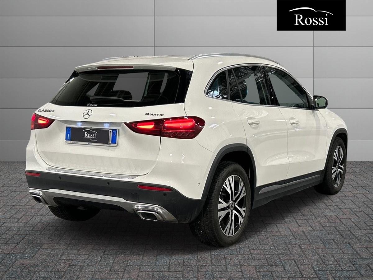 GLA 200 d Progressive Advanced 4matic auto - Certified