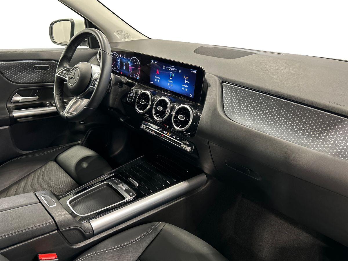 GLA 200 d Progressive Advanced 4matic auto - Certified