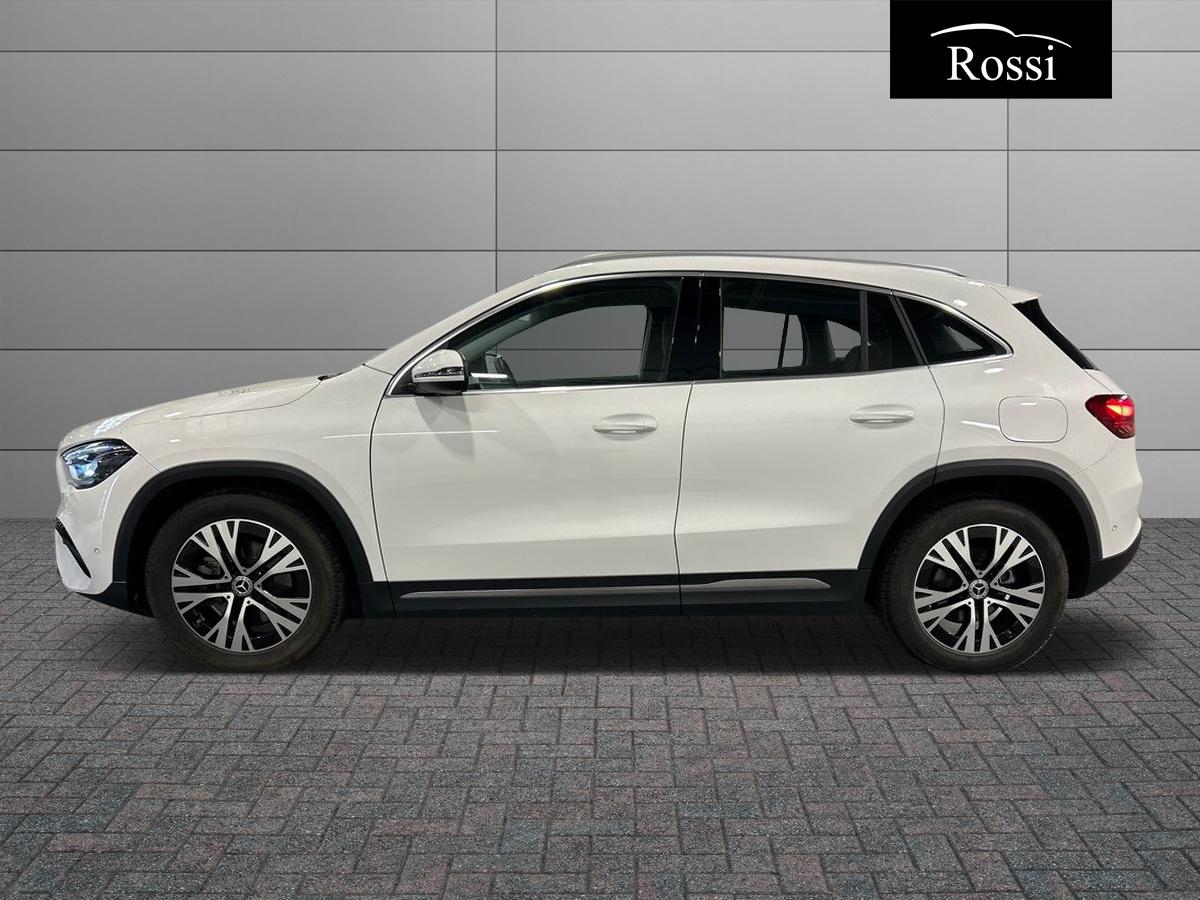 GLA 200 d Progressive Advanced 4matic auto - Certified