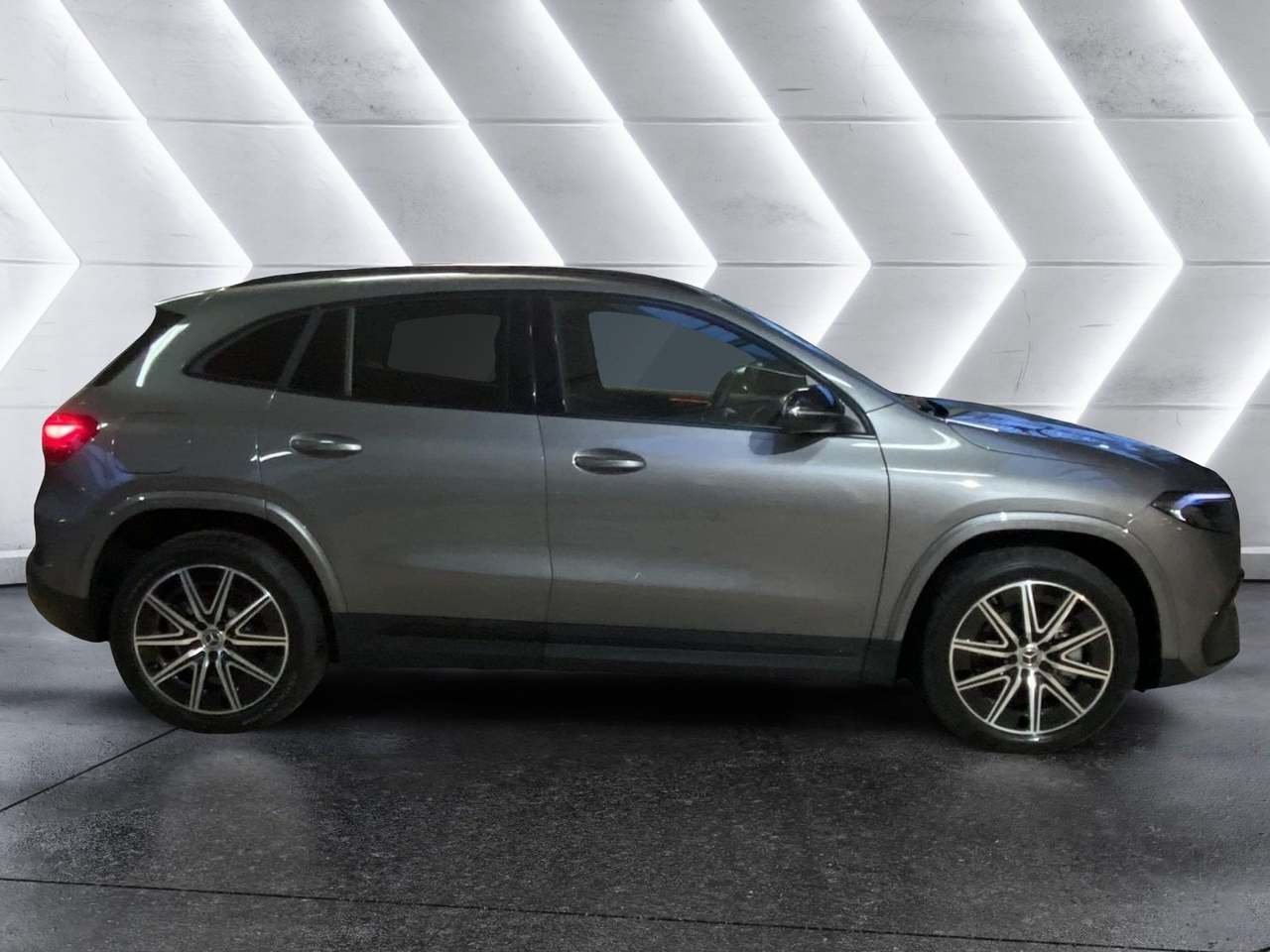 EQA 250+ AMG Line Advanced - Certified