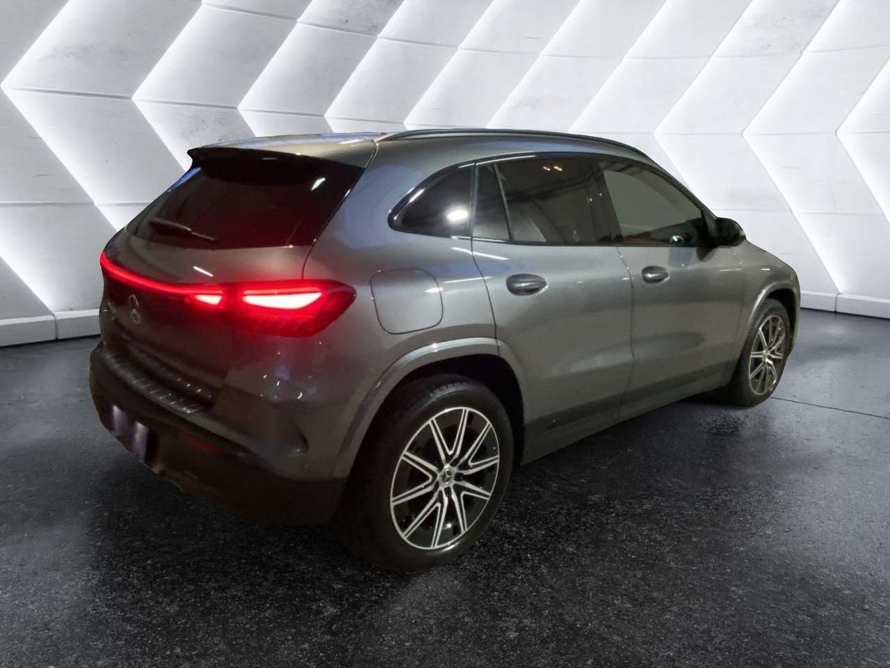 EQA 250+ AMG Line Advanced - Certified