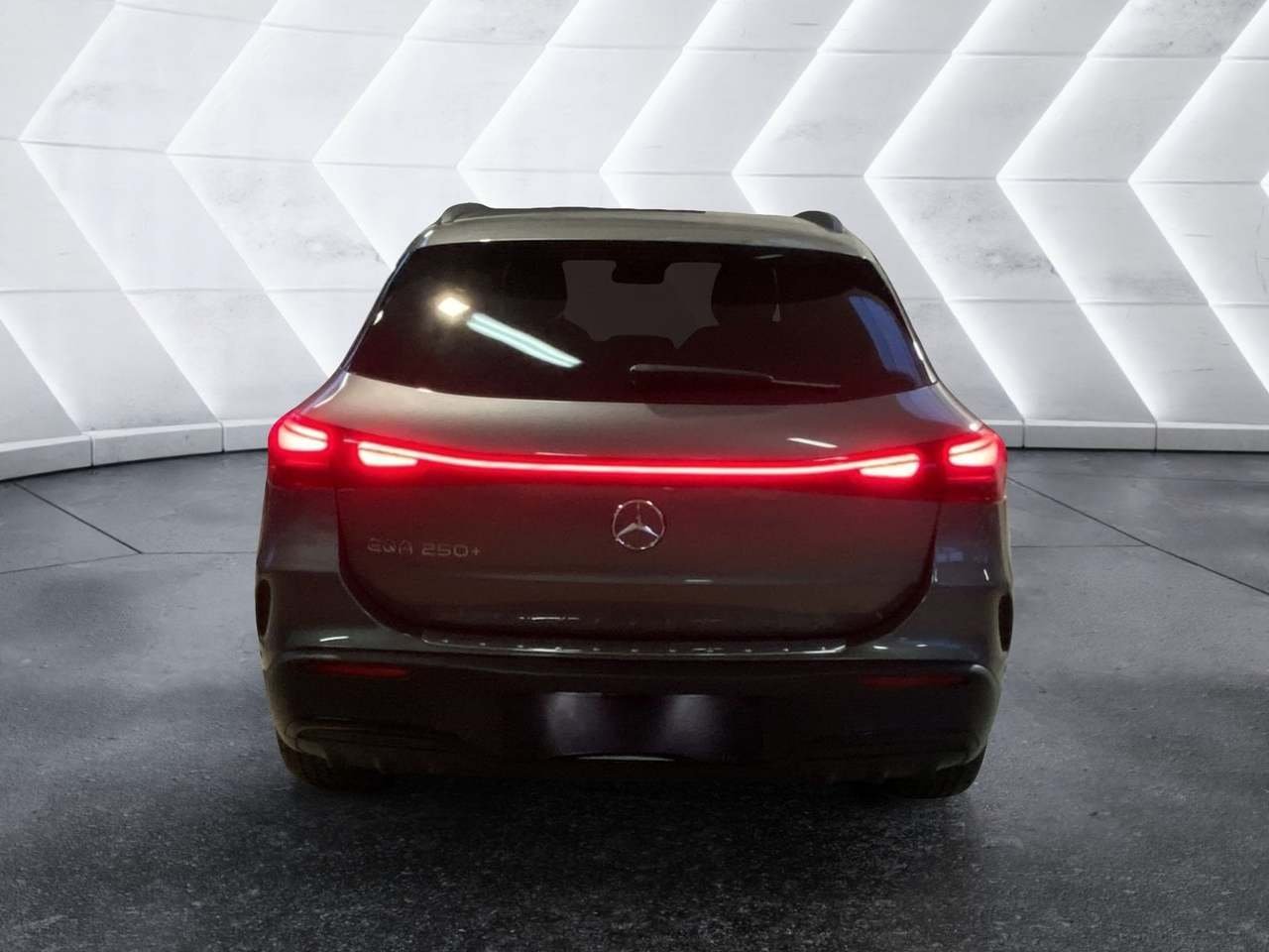 EQA 250+ AMG Line Advanced - Certified