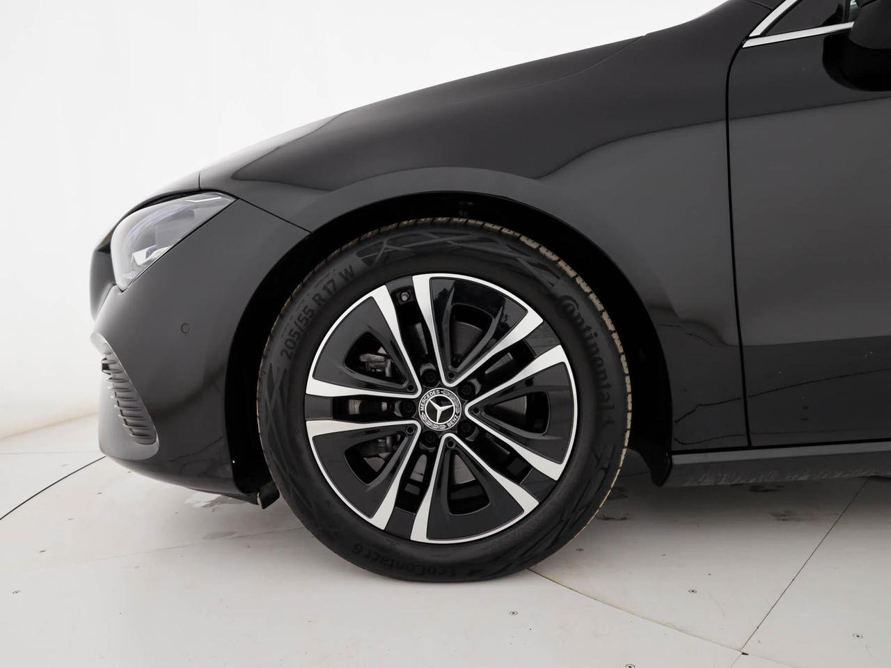 CLA Shooting Brake 180 d Advanced auto - Certified