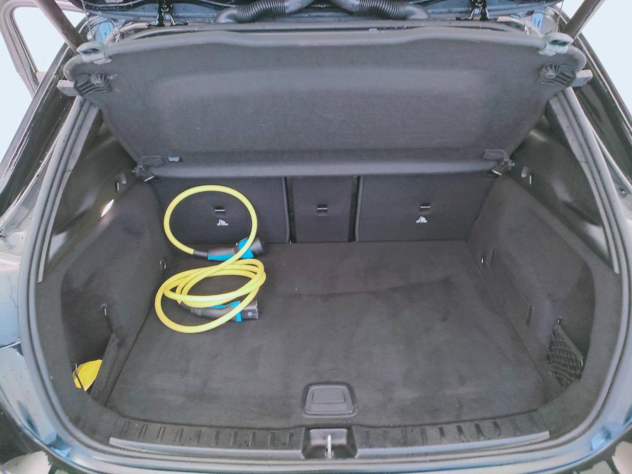 EQA 250 Premium - Certified