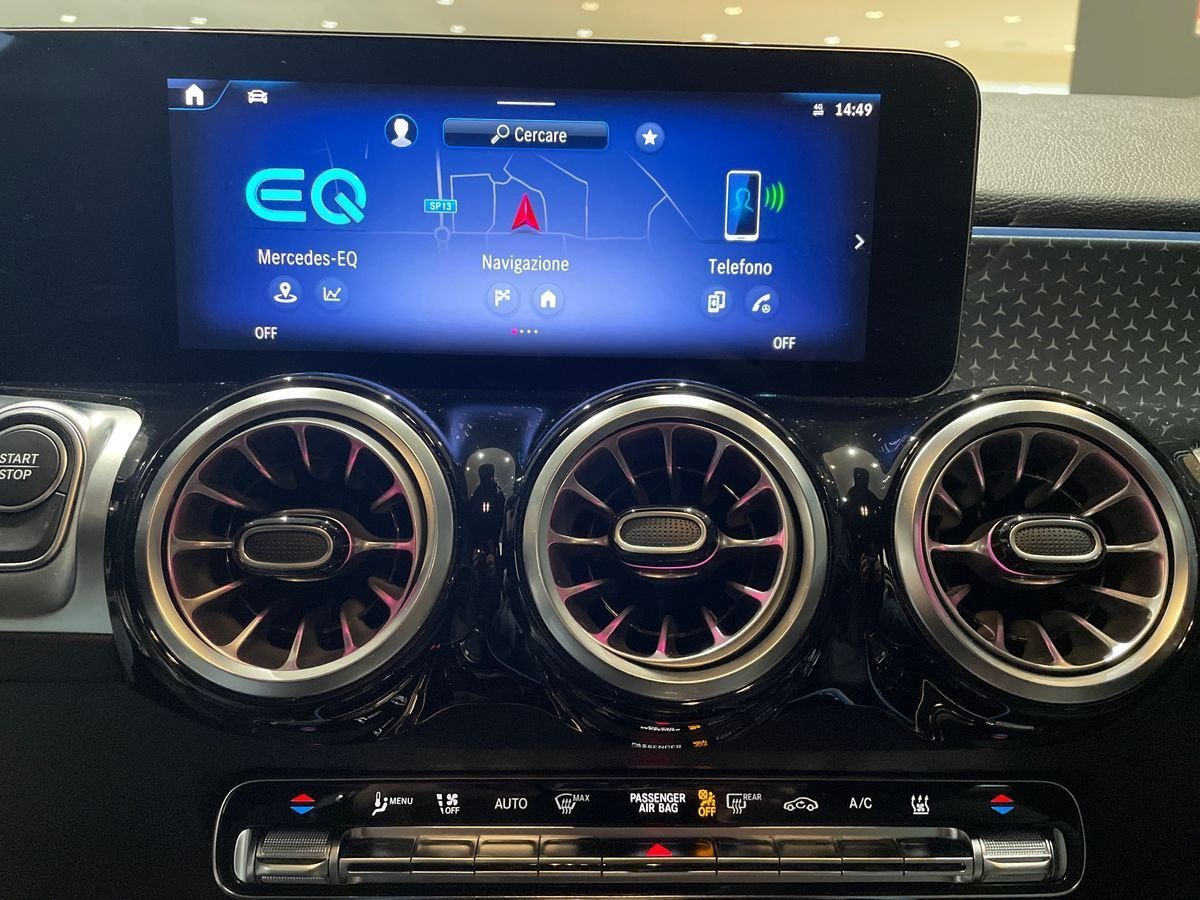 EQB 300 Progressive Advanced 4matic - Certified