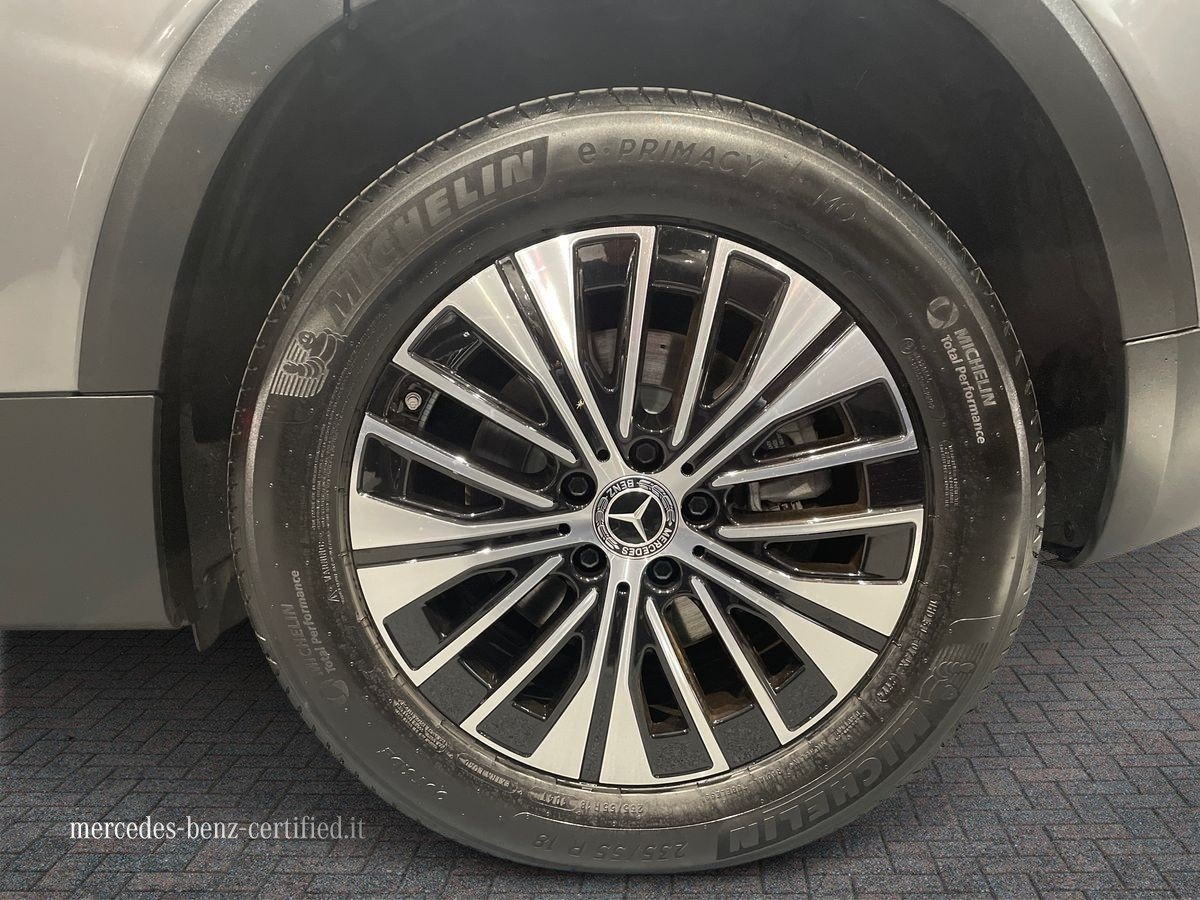 EQB 300 Progressive Advanced 4matic - Certified