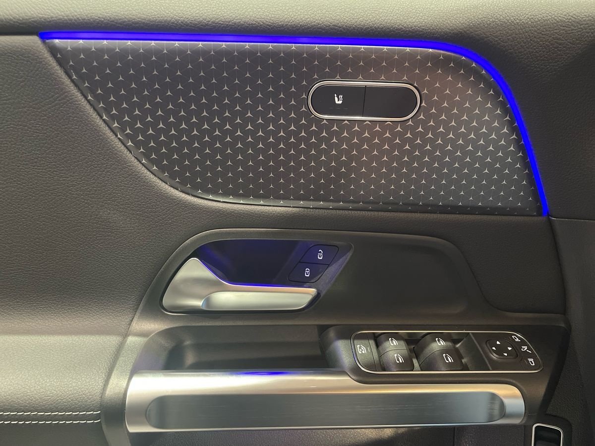 EQB 300 Progressive Advanced 4matic - Certified