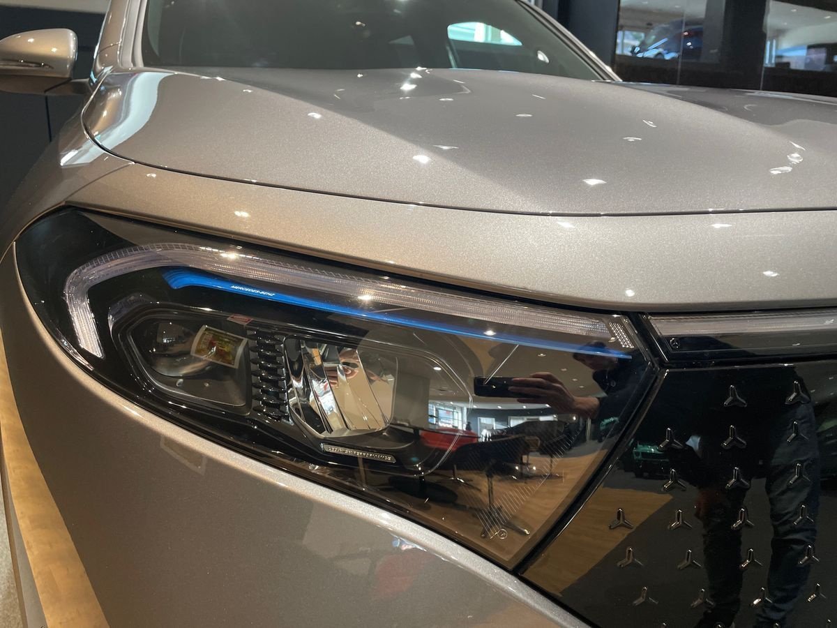 EQB 300 Progressive Advanced 4matic - Certified