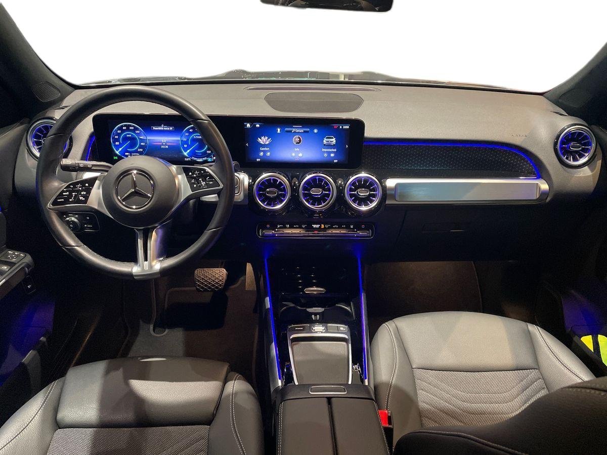 EQB 300 Progressive Advanced 4matic - Certified