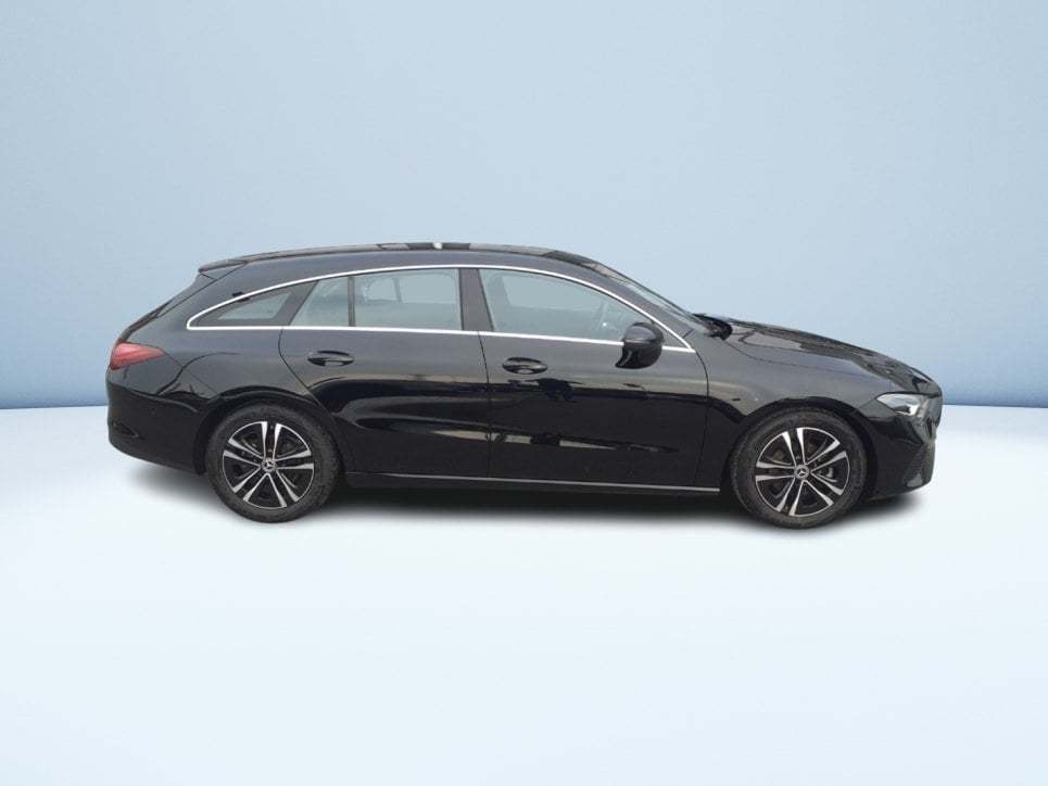 CLA Shooting Brake 180 d Advanced auto - Certified