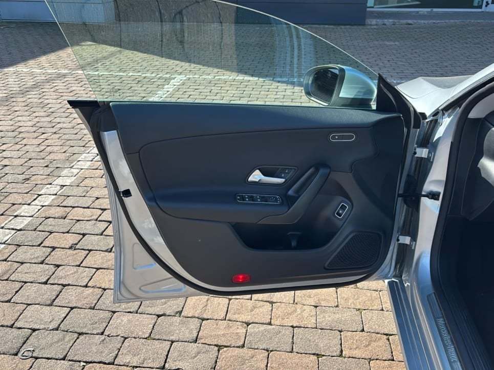 CLA Shooting Brake 180 d Advanced auto - Certified