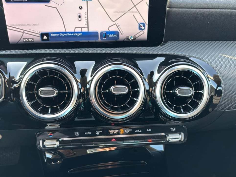 CLA Shooting Brake 180 d Advanced auto - Certified