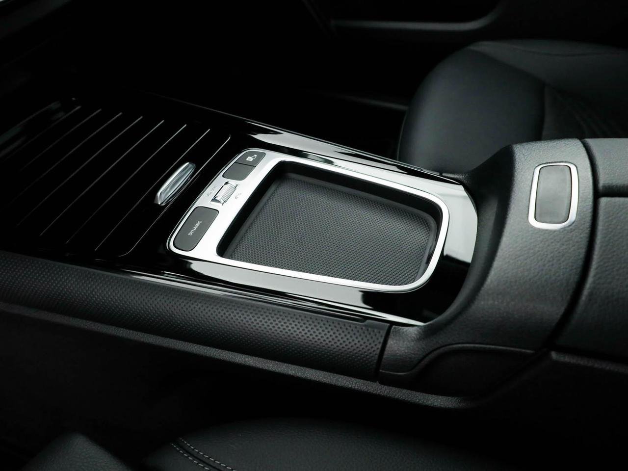 GLA 180 Advanced auto - Certified