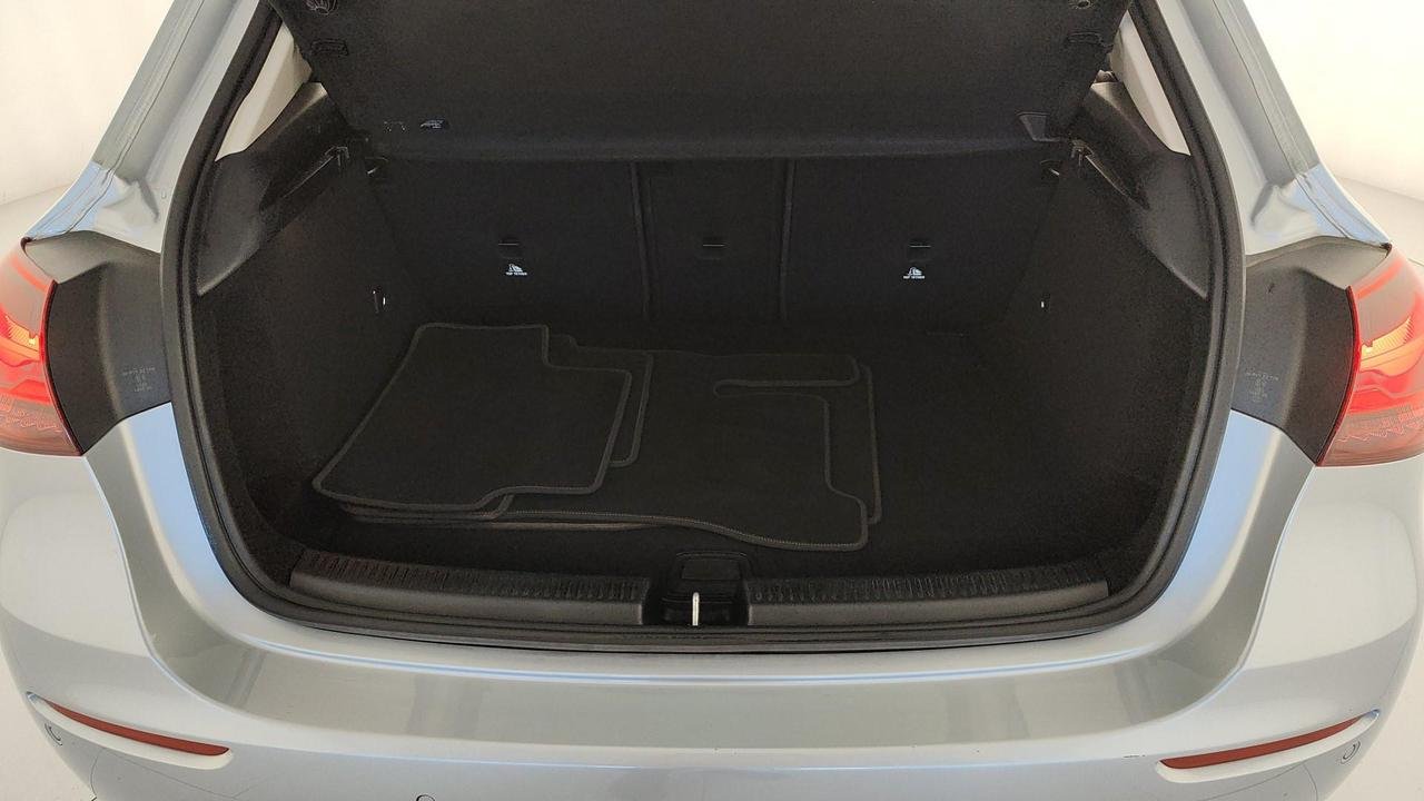 A 180 d Advanced auto - Certified