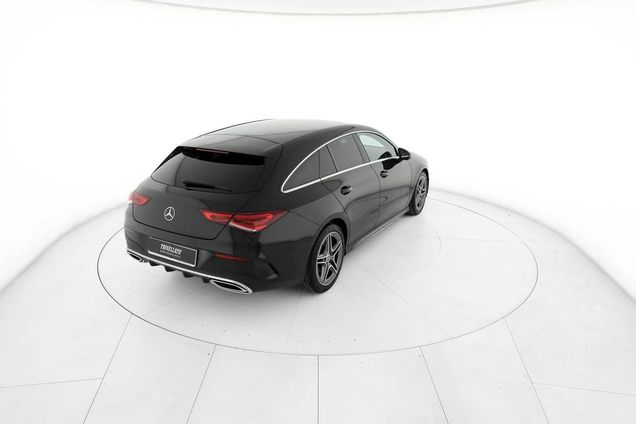 CLA Shooting Brake 180 d Premium auto - Certified