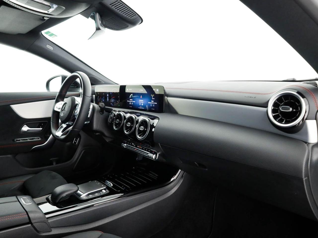 CLA Shooting Brake 180 d Premium auto - Certified