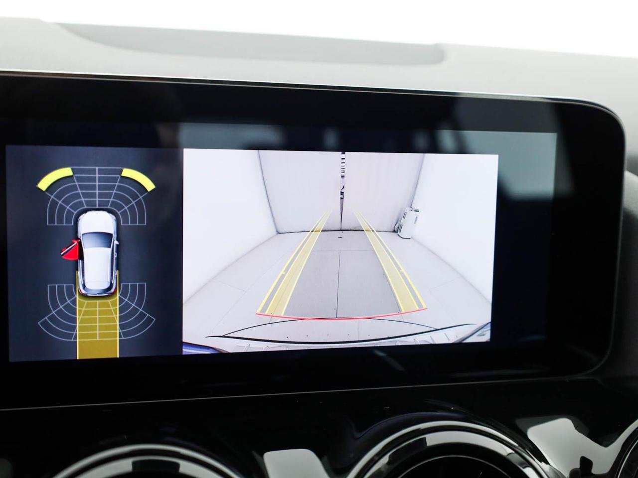 GLA 180 d Business Extra auto - Certified