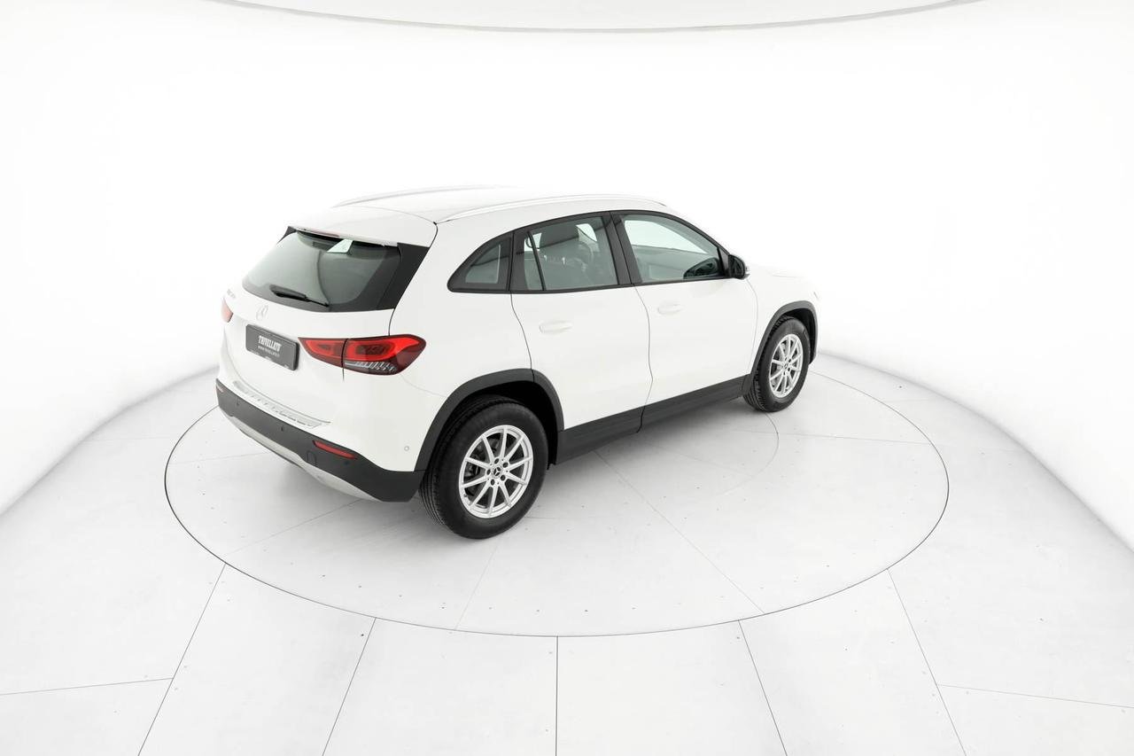 GLA 180 d Business Extra auto - Certified