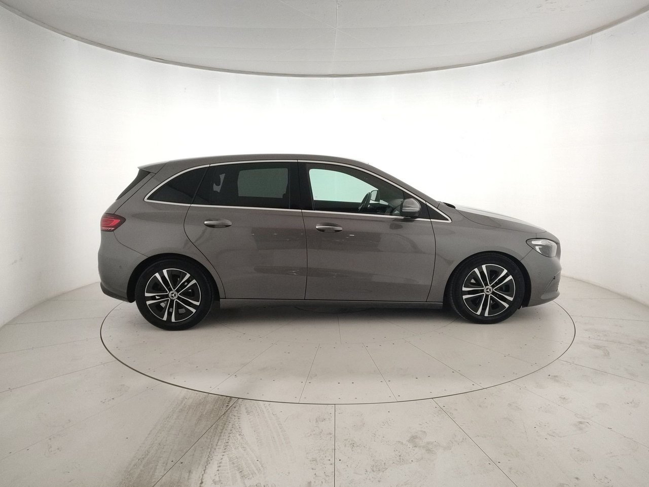 B 180 d Progressive Advanced Plus auto - Certified